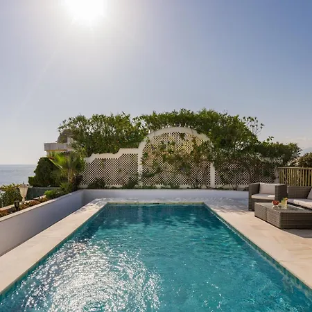 Sky Villa